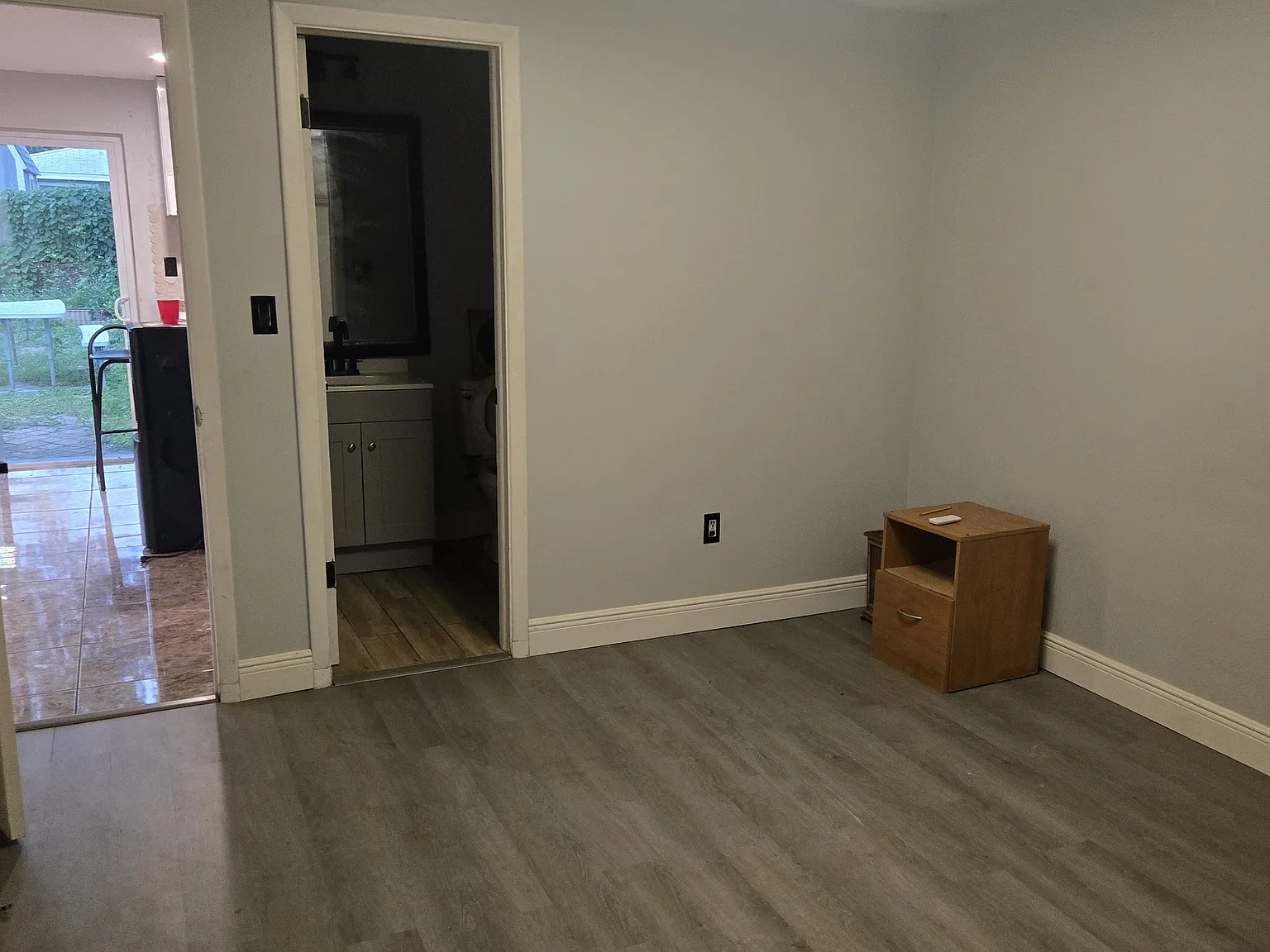 3 bed, 1092 sqft, $1,800 — Photo 3