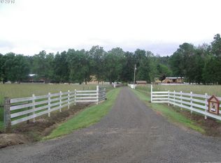 330 Silver Maple St, Roseburg, OR 97471