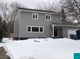 4120 Dodge St, Duluth, MN 55804