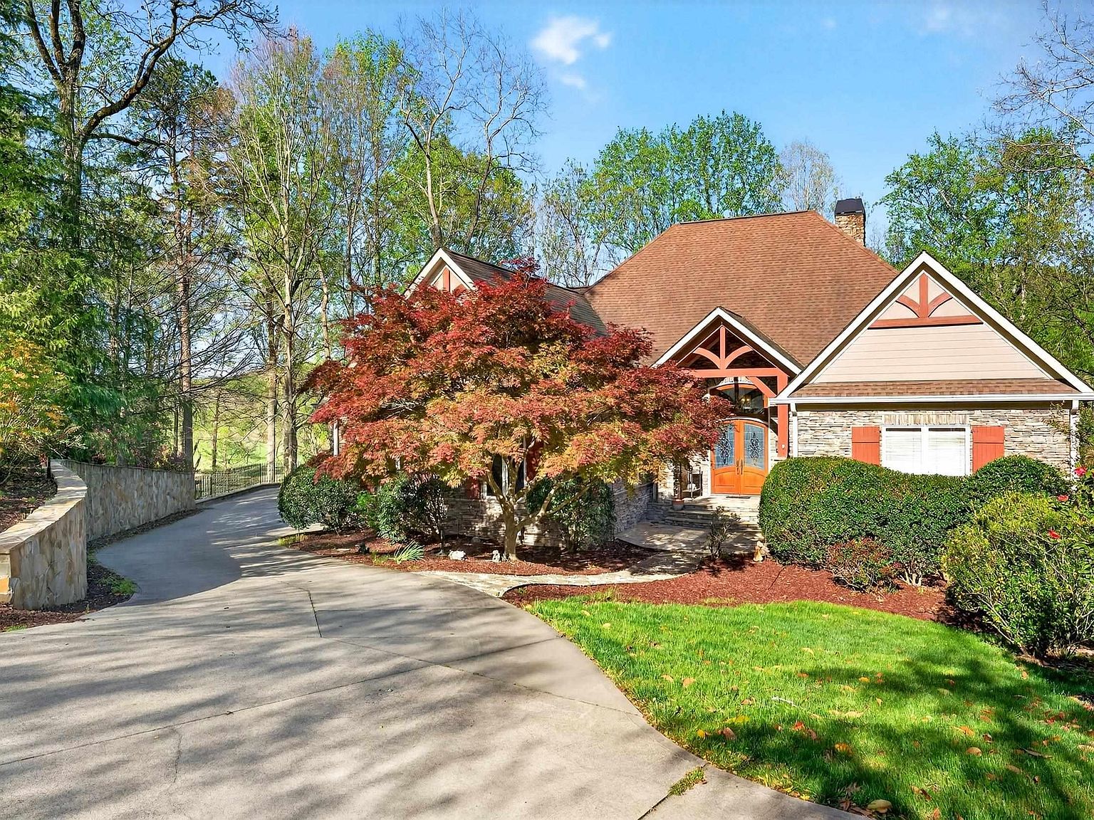 114 Kingshead Rd