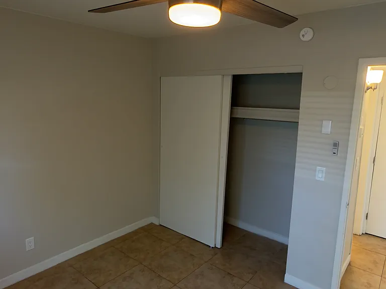 502 E Glenn St #1 — Photo 12