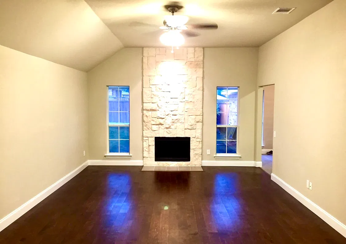 3 bed, 1680 sqft, $2,500 — Photo 3