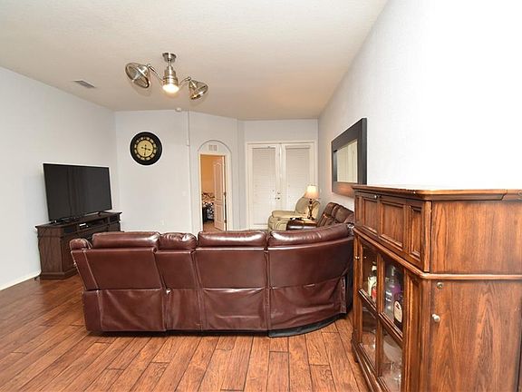 5th image of 4122 Dinner Lake Way