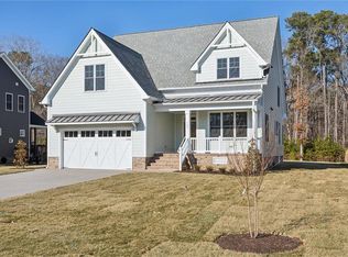 100 Tequesta Trl, Yorktown, VA 23693