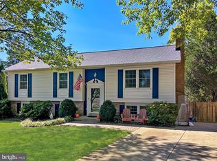 10206 Gretchen Ct, Manassas, VA 20110