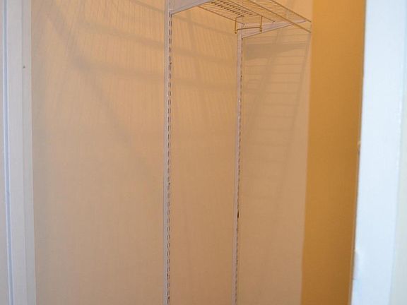 4th image of 1023 Arlington Blvd #902