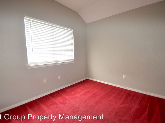 4th image of 214 Bronc Dr