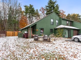 28 Thimbleberry Rd, Malta, NY 12020