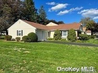2 Cobblestone Way #2, Mount Sinai, NY, 11766