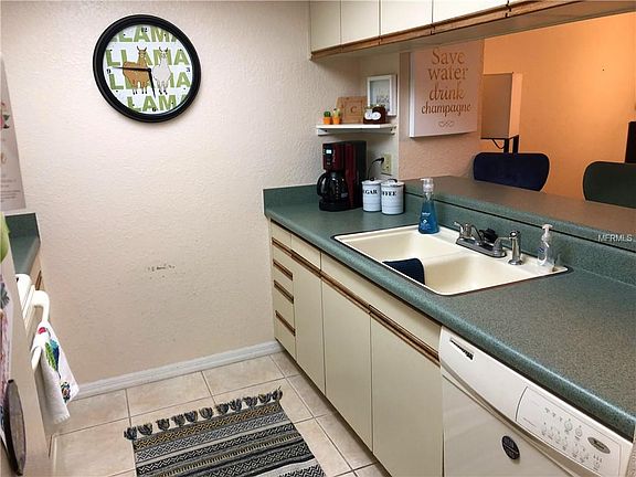 3rd image of 9422 Tara Cay Ct