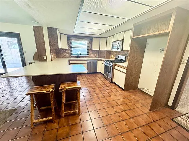 2901 Old Mallard Rd — Photo 11