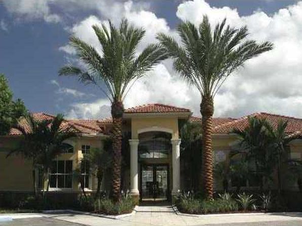 9630 NW 2nd St APT 107