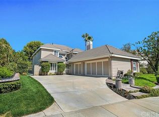 24525 Lorikeet Ln, Santa Clarita, CA 91355