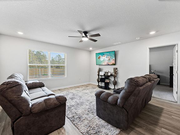 5th image of 3411 Phoenix Ct