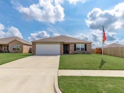 2020 Bosc Dr, Newcastle, OK, 73065