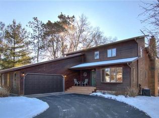 2718 Cherry Blossom Ln, Menomonie, WI 54751