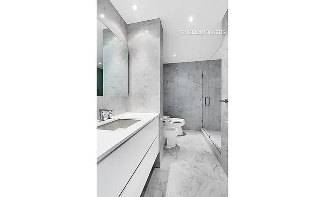 Sold by Engel & Völkers New York City | media 10