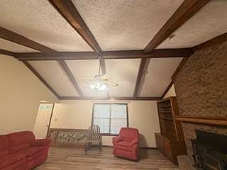 5th image of 48 Bruce Rd