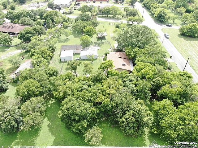 1st image of 5826 Silvercrest Dr
