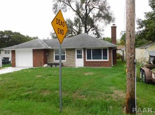 204 Caroline St, Creve Coeur, IL 61610