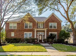 4802 Yorkshire St, Sugar Land, TX 77479