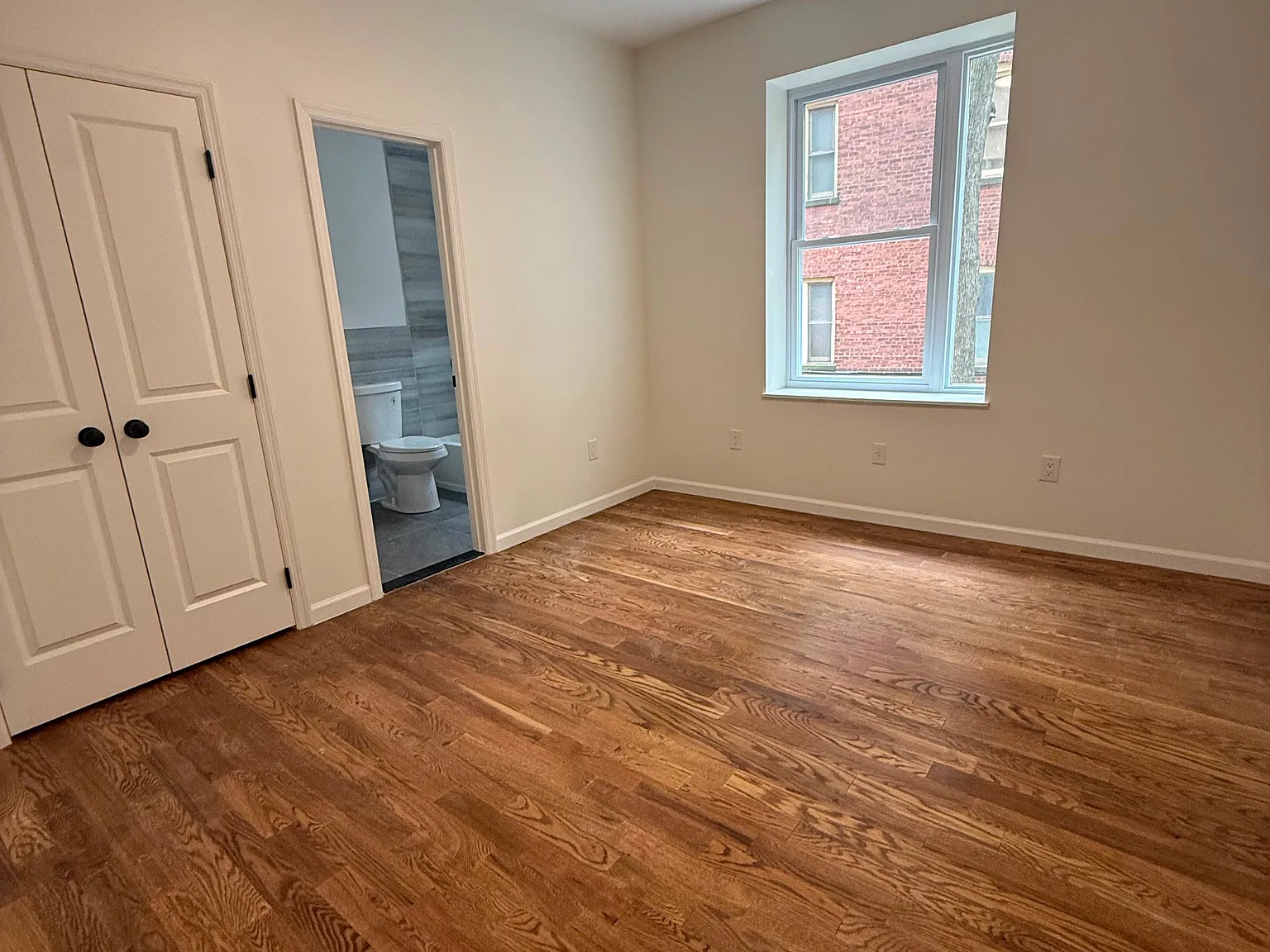 4 bed, $3,000 — Photo 2
