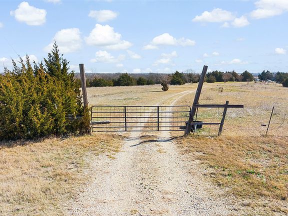 3rd image of 11016 State Highway 78 N