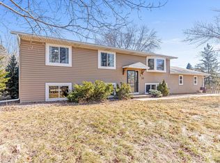 2449 Shryer Ave E, North Saint Paul, MN 55109
