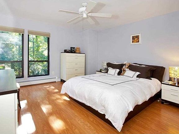 5th image of 164 Woods View Ln #1