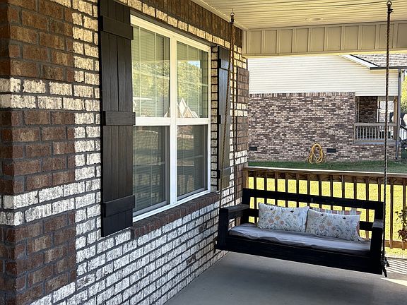 3rd image of 1017 Corey Dr