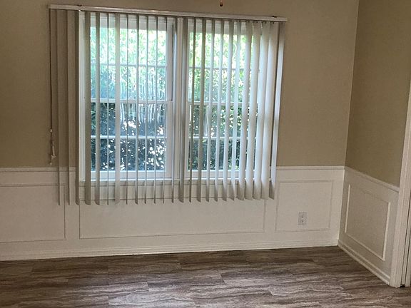 3rd image of 848 14th St APT 4