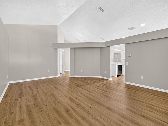 4th image of 25442 BRUFORD BOULEVARD