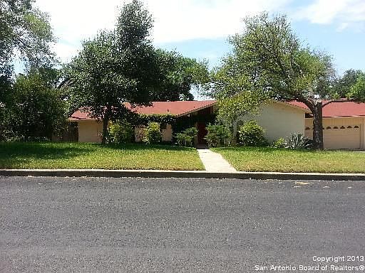 1st image of 124 Rilla Vista Dr