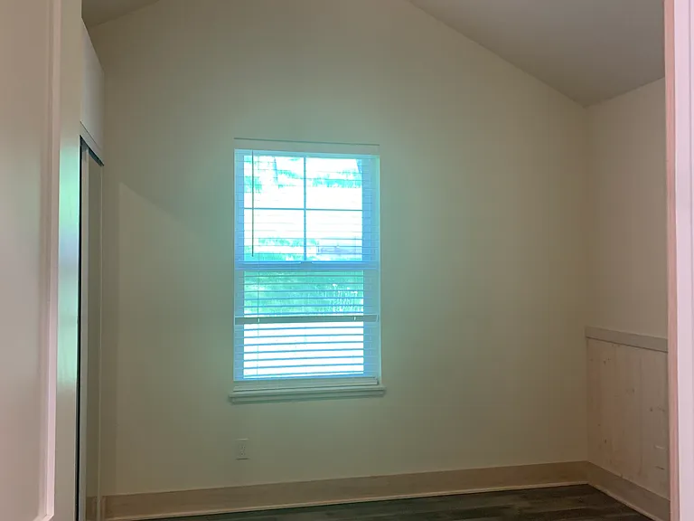 1041 Headlands Dr — Photo 13