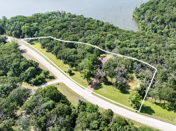 431 22000th Rd, Cherryvale, KS 67335