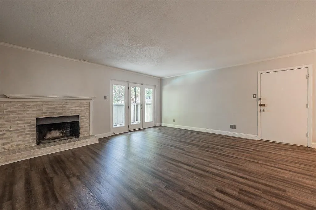 2 bed, 2.0 bath, 1115 sqft, $1,650 — Photo 3