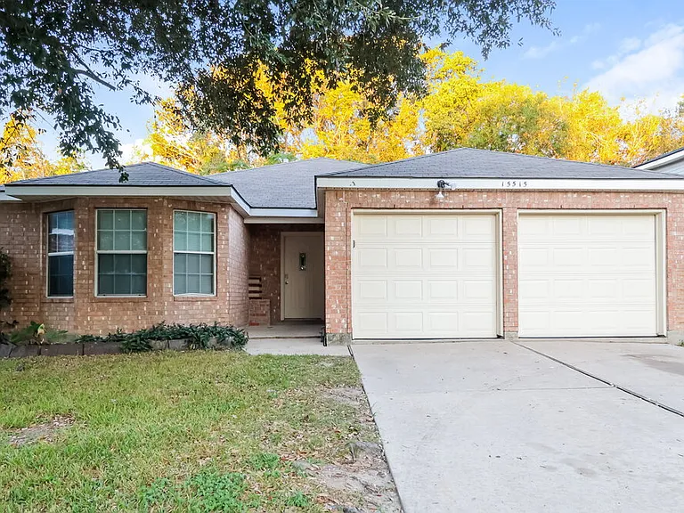 15515 Waverly Dr — Photo 1
