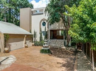 3320 S Ravinia Dr, Dallas, TX 75233