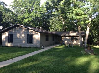 3731 Berg Rd, Dodgeville, WI 53533