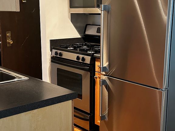 3rd image of 2630 Pleasant Ave APT 203
