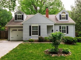 5521 Canterbury Rd, Fairway, KS 66205