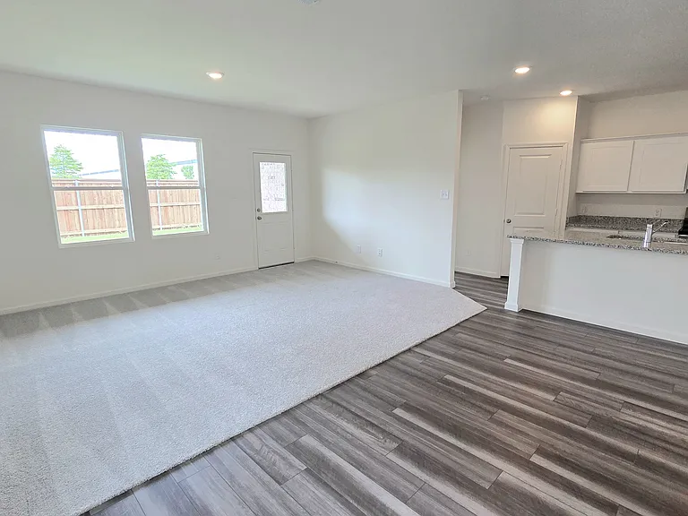 1238 Herring Dr — Photo 2
