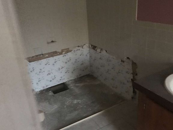 3rd image of 3082 NW Champion Oak Blvd