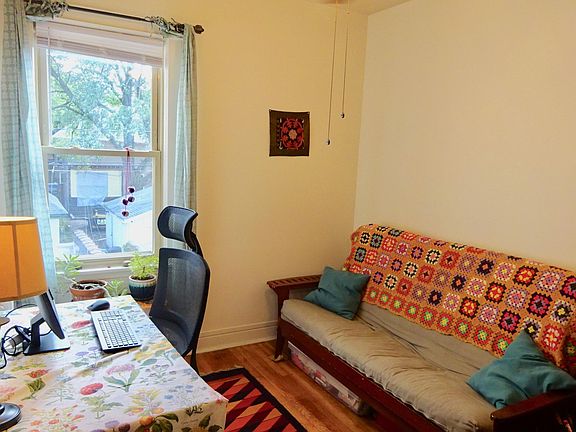 5th image of 1311 W Granville Ave #2E
