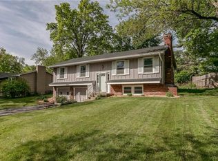 10601 W 92nd Pl, Overland Park, KS 66214