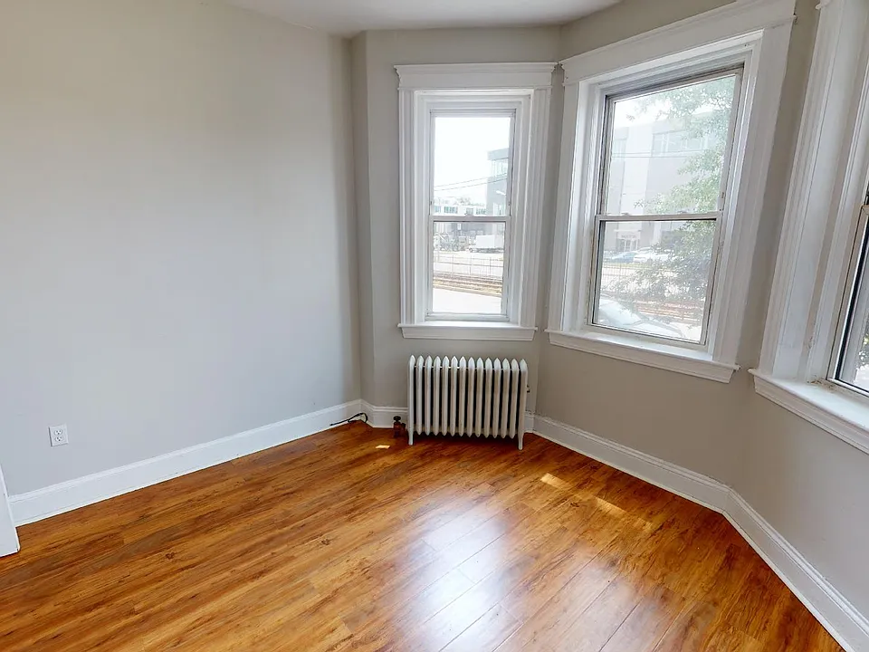1183 Commonwealth Ave #5