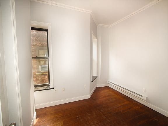5th image of 9 W 103rd St APT 5R