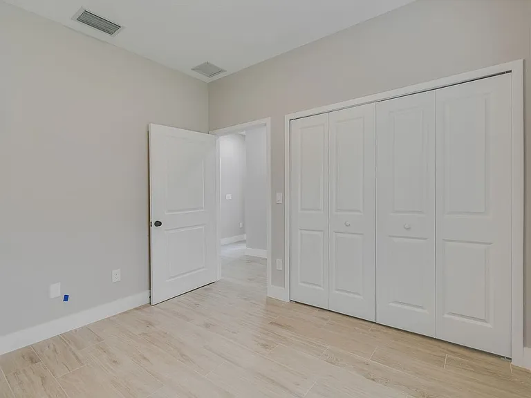 312 NW Baker Rd — Photo 14