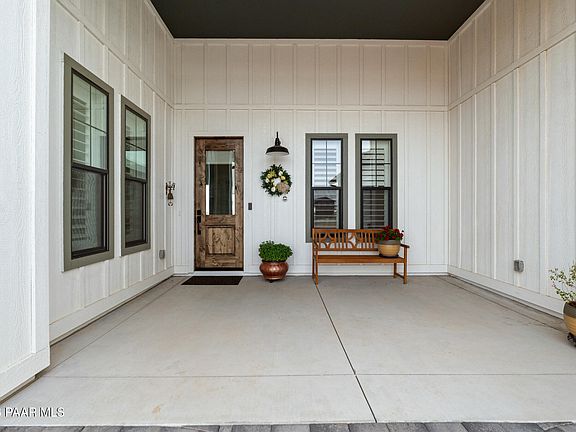 2nd image of 6724 E Camden Ln
