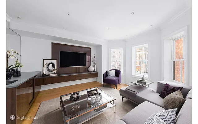 Rented by Douglas Elliman | media 31